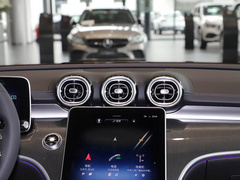 奔驰C级 2022款 C 260 L 运动版