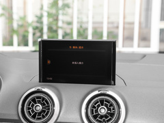 奥迪Q2L 2022款 35 TFSI 进取致雅型