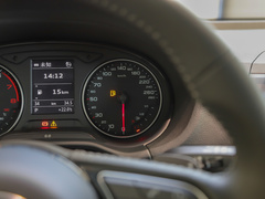 奥迪Q2L 2022款 35 TFSI 进取致雅型