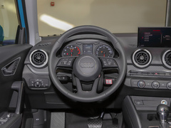 奥迪Q2L 2022款 35 TFSI 进取致雅型