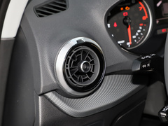 奥迪Q2L 2022款 35 TFSI 进取致雅型