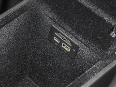 凯迪拉克XT5 2022款 2.0T 四驱豪华型