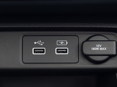 思域 2022款 240TURBO CVT燃擎版