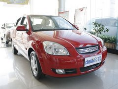 東風悅達起亞  RIO銳歐三廂 1.4L MT 車輛右側45度角