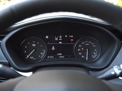凯迪拉克XT4 2022款 28T 四驱铂金型