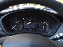 凯迪拉克XT4 2022款 28T 四驱铂金型