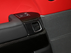 揽胜运动 2022款 5.0 SC V8 SVR巅峰典藏版