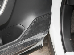 RAV4荣放 2022款 2.0L CVT两驱风尚Plus版