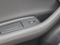奥迪Q8 2023款 55 TFSI 豪华动感型