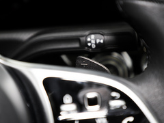 奔驰A级 2022款 改款二 A 200 L 运动轿车时尚型