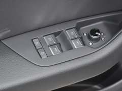 奥迪A6L 2023款 40 TFSI 豪华动感型