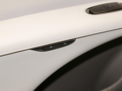 智己LS7 2023款 100kWh Lux四驱版