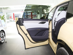 智己LS7 2023款 100kWh Pro四驱版