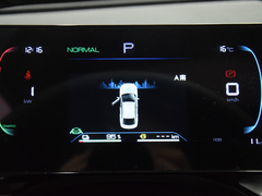秦PLUS 2023款 冠军版 DM-i 120KM领先型