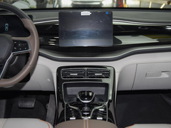 秦PLUS 2023款 冠军版 DM-i 120KM领先型