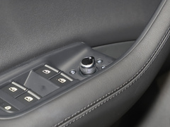 奥迪Q7 2024款 45 TFSI quattro S line黑武士型