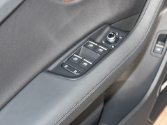 奥迪Q7 2024款 55 TFSI quattro S line运动型