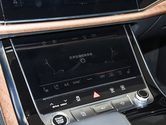 奥迪Q7 2024款 55 TFSI quattro S line运动型