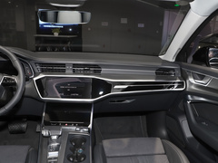 奥迪A6 旅行版 2024款 Avant 先锋派 45 TFSI 臻选动感型