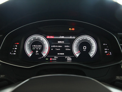 奥迪A6 旅行版 2024款 Avant 先锋派 45 TFSI 臻选动感型