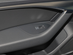奥迪A6 旅行版 2024款 Avant 先锋派 45 TFSI 臻选动感型