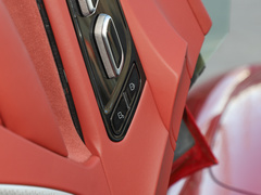 MG Cyberster 2024款 580km 超然致远版
