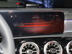 奔驰A级AMG 2024款 AMG A 35 L 4MATIC