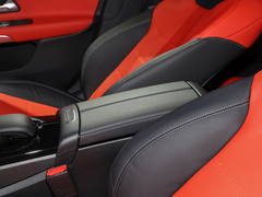 奔驰A级AMG 2024款 AMG A 35 L 4MATIC