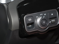 奔驰A级AMG 2024款 AMG A 35 L 4MATIC