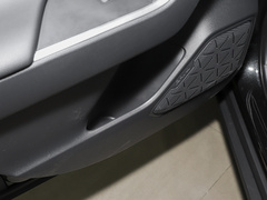 RAV4荣放 2023款 2.0L CVT两驱风尚Plus版