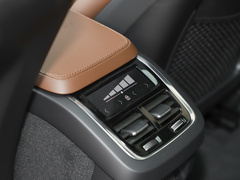 沃尔沃 V90 2024款 Cross Country B5 AWD 智远版