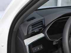 奥迪Q3 2024款 35 TFSI 进取致雅型