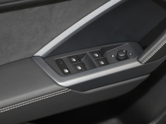 奥迪Q3 2024款 40 TFSI 时尚动感型