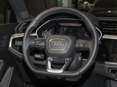 奥迪Q3 2024款 35 TFSI 时尚致雅型