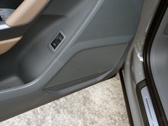 奥迪Q3 2024款 45 TFSI quattro 时尚动感型
