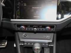 奥迪Q3 2024款 45 TFSI quattro 时尚动感型