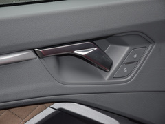 奥迪Q3 2024款 45 TFSI quattro 时尚动感型上市版
