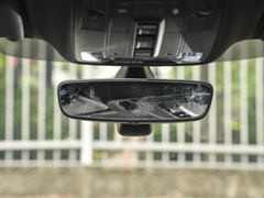 奥迪Q3 2024款 40 TFSI RS套件燃速型