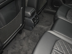 奥迪Q3 2024款 40 TFSI RS套件燃速型