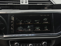 奥迪Q3 2024款 40 TFSI RS套件燃速型