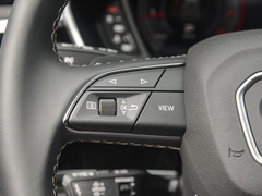 奥迪Q3 2024款 40 TFSI RS套件燃速型