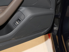 奥迪A7L 2024款 45TFSI S-line 筑梦型 流晶套装