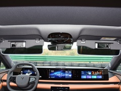 岚图追光 2024款 PHEV 四驱超长续航旗舰版