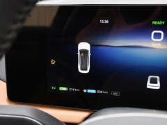 岚图追光 2024款 PHEV 四驱超长续航旗舰版