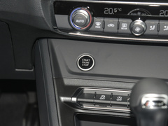 奥迪Q3 2024款 35 TFSI RS套件燃速型