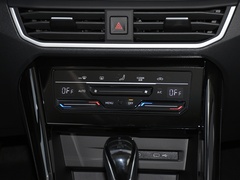 探岳 2024款 300TSI 两驱豪华Plus进阶版