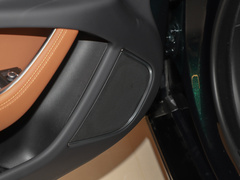 捷豹XEL 2024款 2.0T 250PS R-DYNAMIC S耀黑运动版