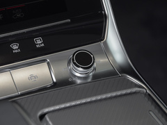 奥迪A6L 2024款 45 TFSI 臻选致雅型