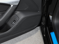 奥迪A6L 2024款 45 TFSI 臻选动感型