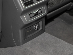 奥迪Q5L 2024款 40 TFSI 豪华动感型